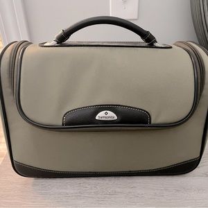 Samsonite travel bag